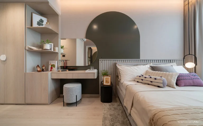 Reference Sathorn - Wongwianyai 2 bedroom unit type luxury master bedroom interior showroom
